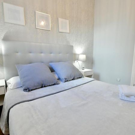 Ms4 Apartamentos Nervion Para 3 Personas Seville Exterior photo